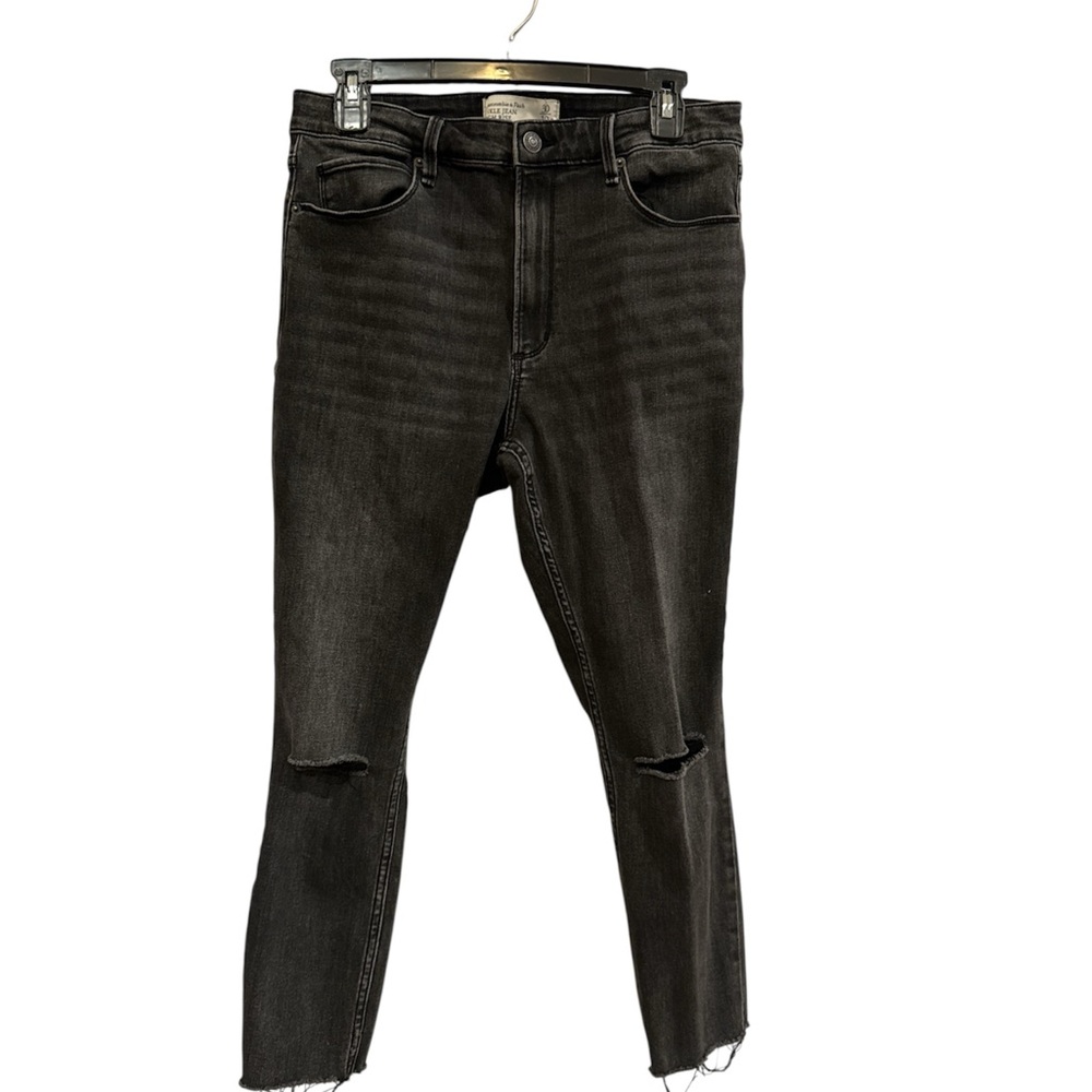 Abercrombie & Fitch Black High Rise Ankle Jeans size 30